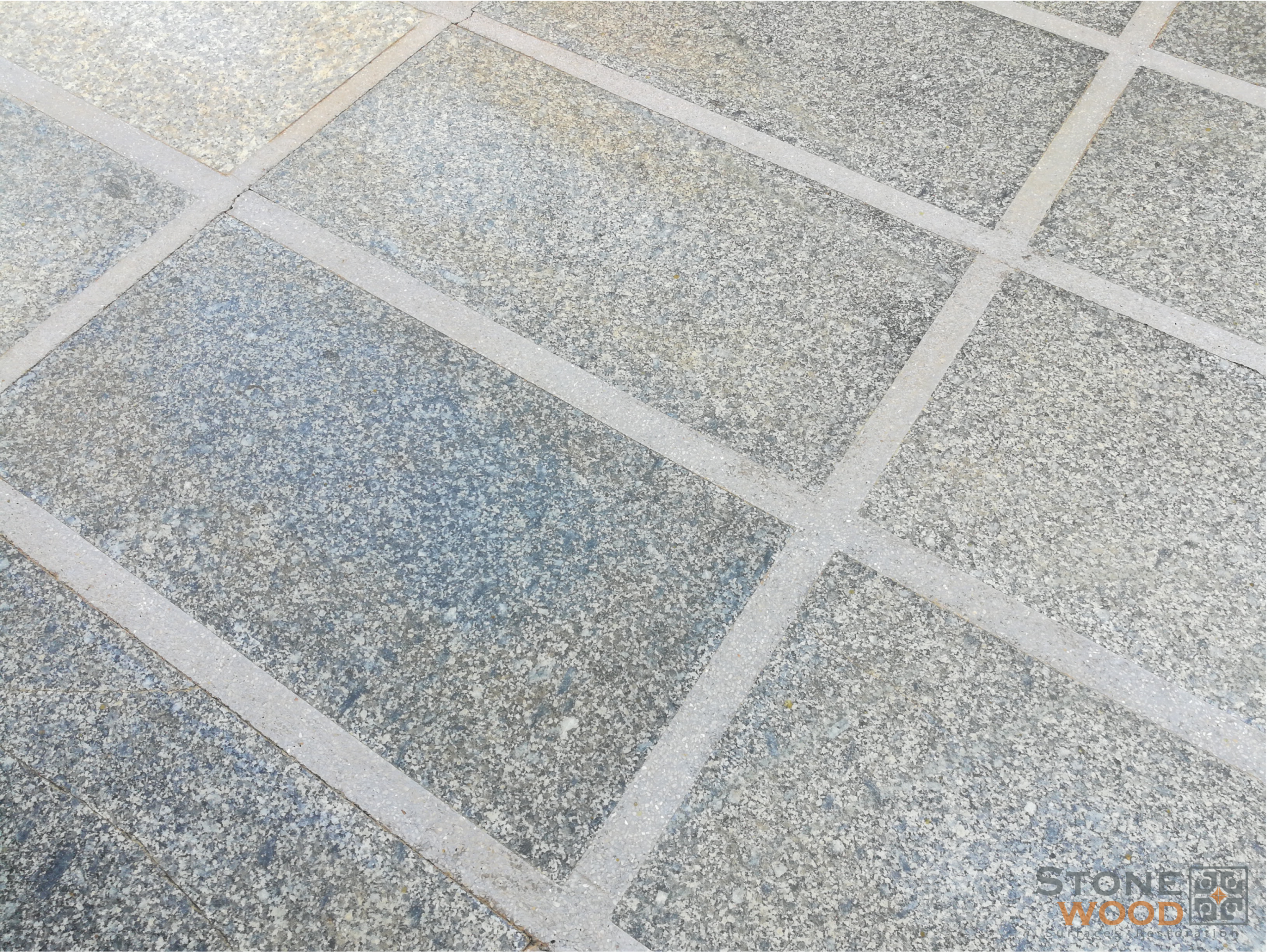 Granite floor polishing in Houston